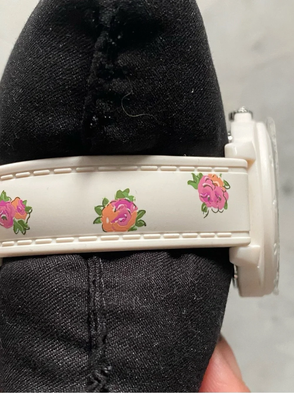 Coach Womens Kitt Watch 34mm Silicone White Rose Flower Band